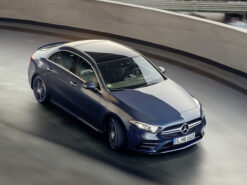 Mercedes AMG A35 8 Mercedes-AMG A35 4MATIC