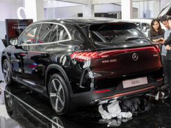 Mercedes Benz EQE 500 4MATIC SUV 14 Mercedes-Benz EQE 500 4matic (SUV)