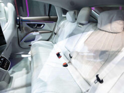 Mercedes Benz EQS 450 15 Mercedes-Benz EQS 450+