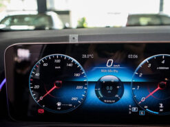 Mercedes Benz GLB 200 AMG 11 Mercedes-Benz GLB 200 AMG