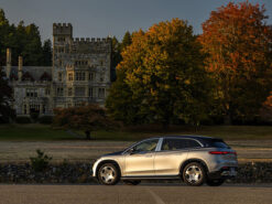 Mercedes Benz Maybach EQS 680 11 Mercedes-Maybach EQS 680 (SUV)