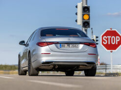 Mercedes Benz S450 4Matic 20 Mercedes-Benz S450 4Matic Luxury