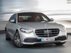 Mercedes Benz S450 4Matic 3 Mercedes-Benz S450 4Matic Luxury