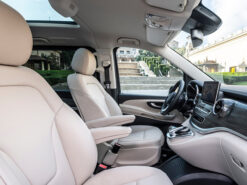 Mercedes Benz V250 Luxury 2 Mercedes-Benz V250 Luxury