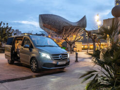 Mercedes Benz V250 Luxury 5 Mercedes-Benz V250 Luxury