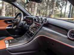 Mercedes benz GLC300 4Matic 15 Mercedes-Benz GLC300 4Matic