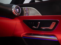 Mercedes Benz AMG SL 43 11 Mercedes-AMG SL 43