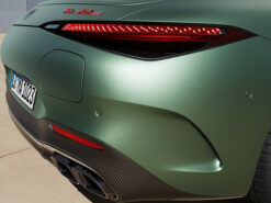 Mercedes Benz AMG SL63 S E PERFORMANCE 7 Mercedes-AMG SL 63 S E PERFORMANCE